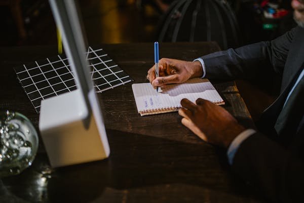 Devenir formateur : créez votre parcours en toute simplicité